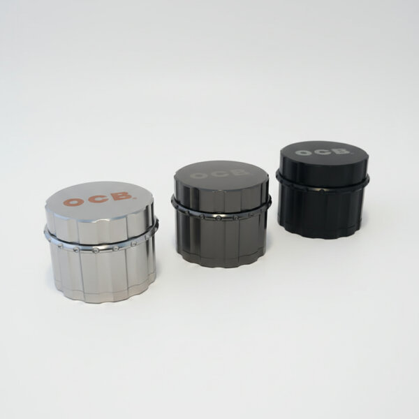 OCB Grinder Aluminium – Schwarz, 4‑teilig, magnetischer Verschluss